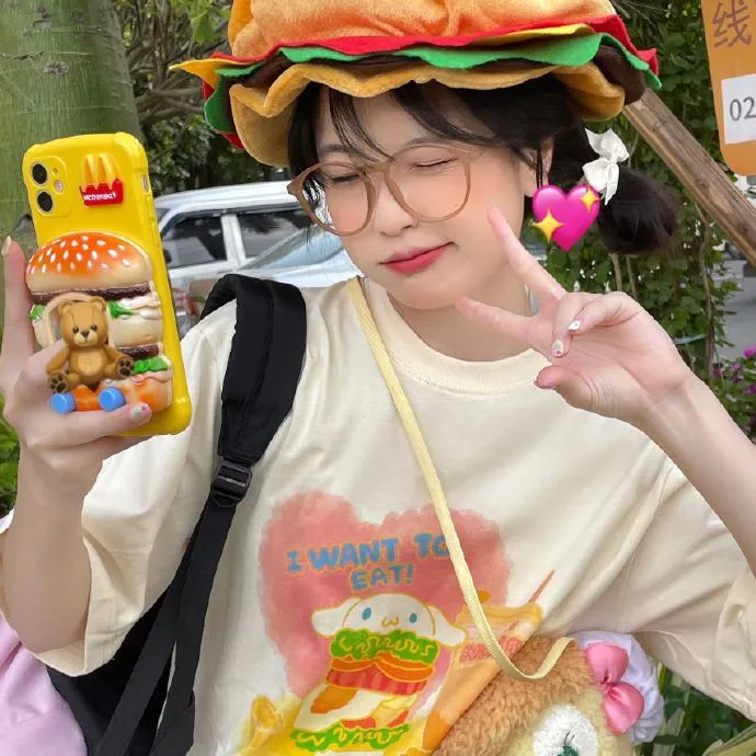 比基尼月亮
